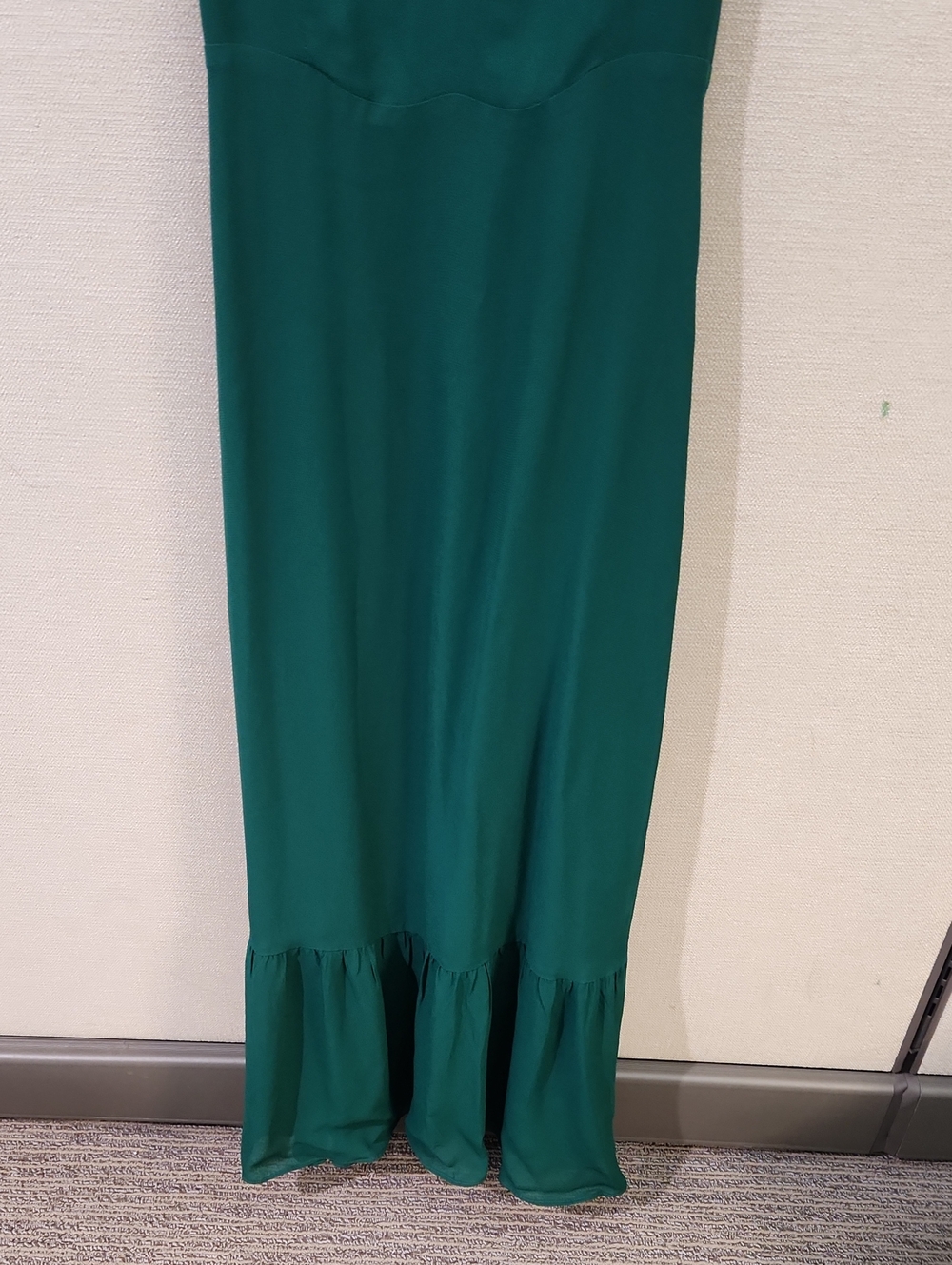 Reformation Emersyn Dress Size 2 - Picture 4 of 15